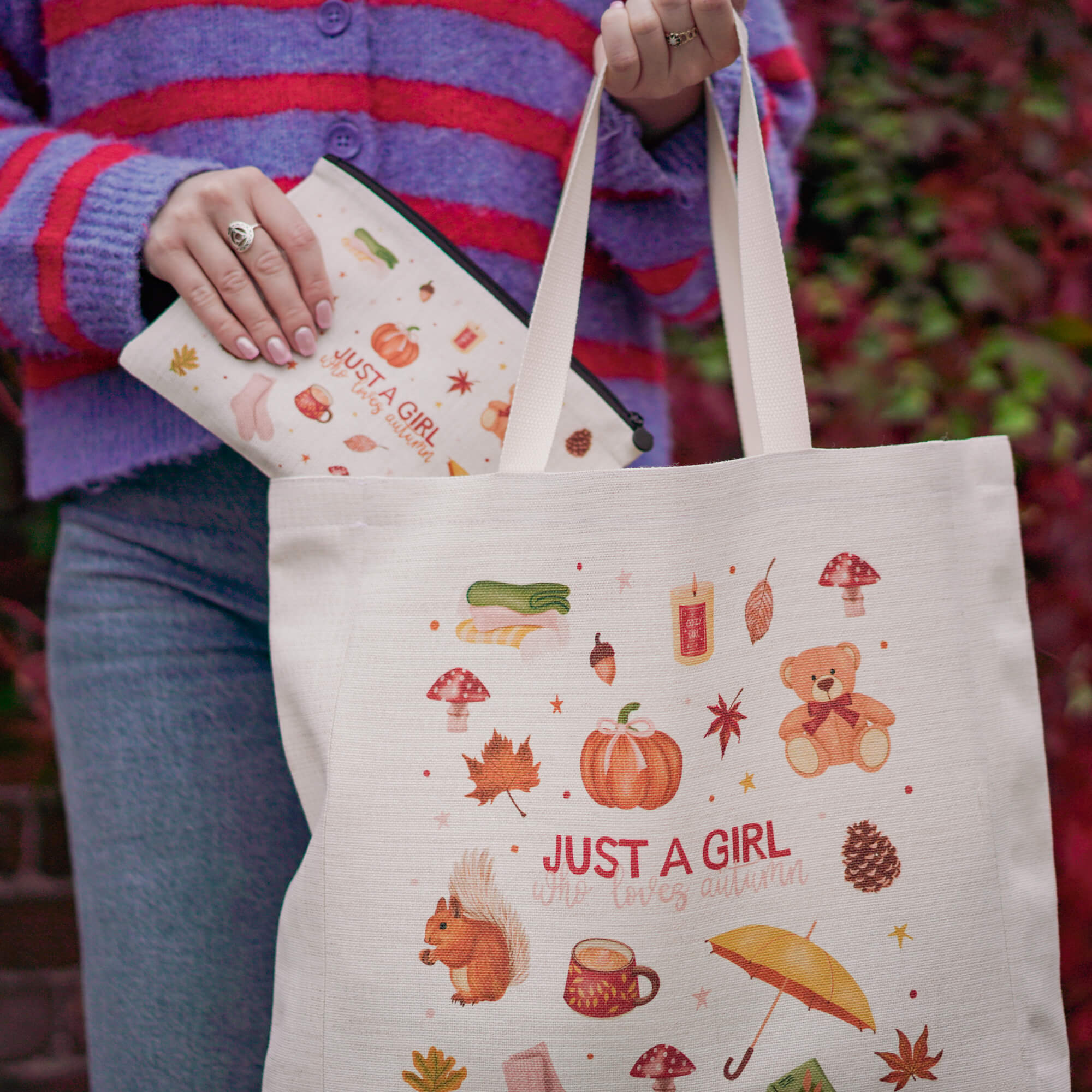 Just A Girl Who Loves Autumn Large Linen Tote Bag